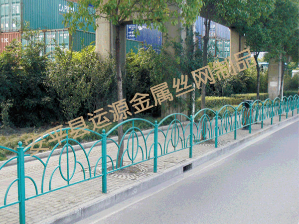 鋅鋼道路護(hù)欄