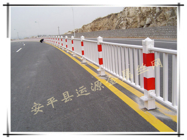 道路交通護(hù)欄 道路交通護(hù)欄
